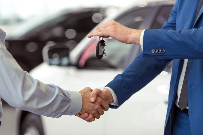 Studi Kasus: Dealer Mobil Laris Manis Berkat Konten Digital